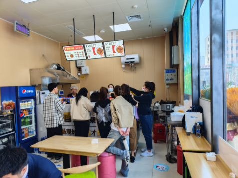 饈廚香辣雞架飯加盟費并不高，是非常不錯的創(chuàng)業(yè)選擇