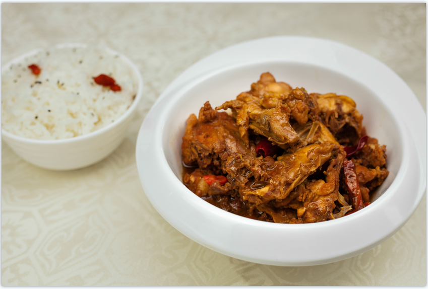 如何經(jīng)營饈廚香辣雞架飯加盟，才能賺取更多的經(jīng)營利潤